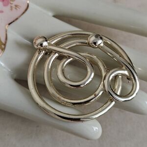 Vintage Sarah Coventry Gold Spiral Brooch